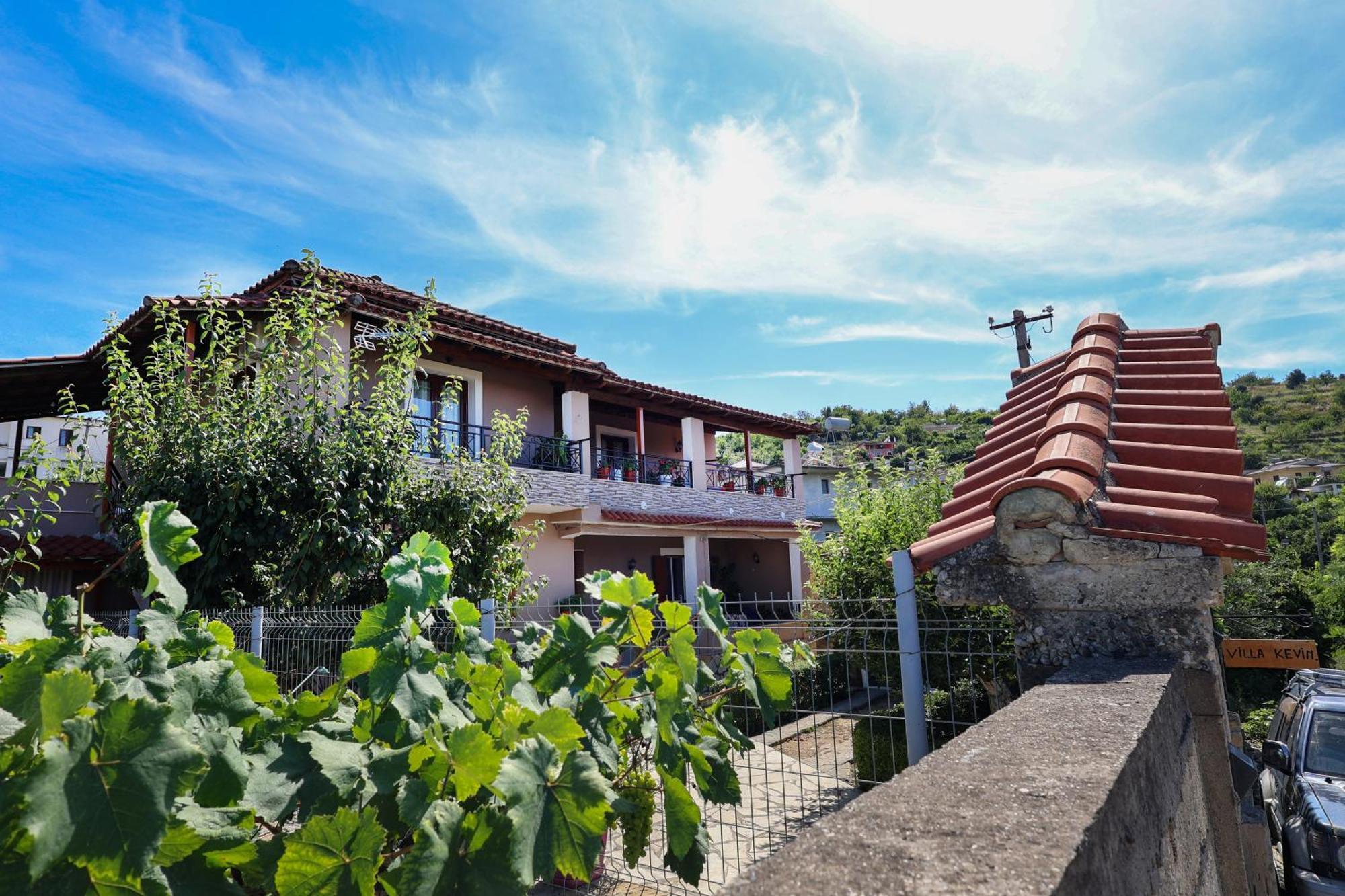 Villa Kevin Berat Exterior foto