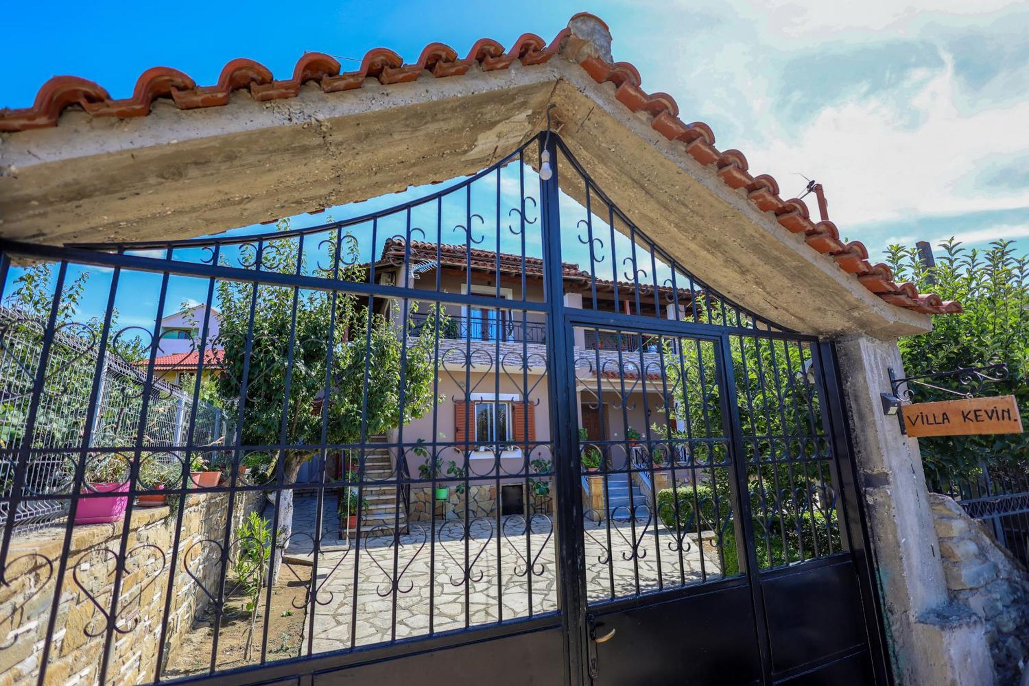 Villa Kevin Berat Exterior foto