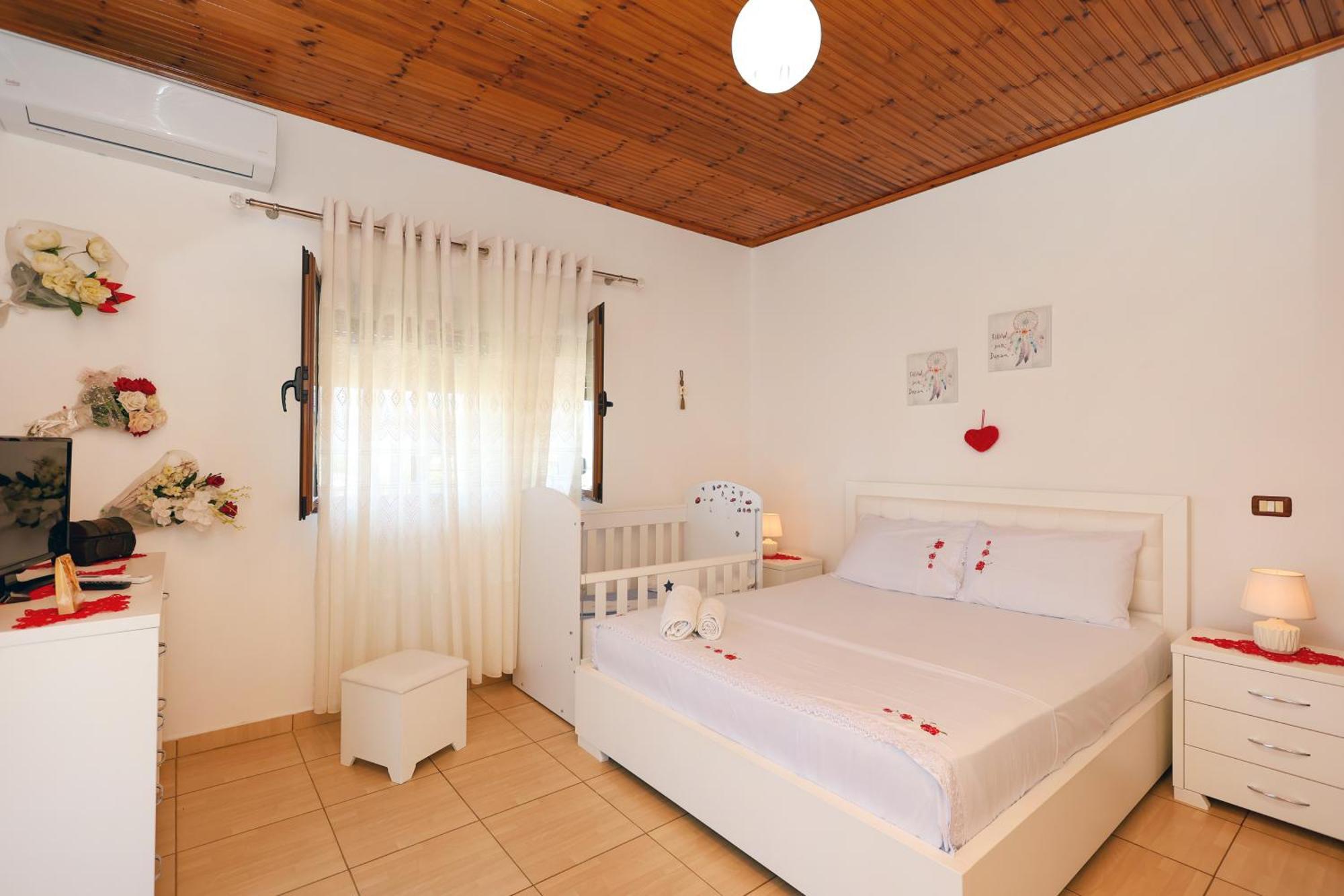 Villa Kevin Berat Exterior foto
